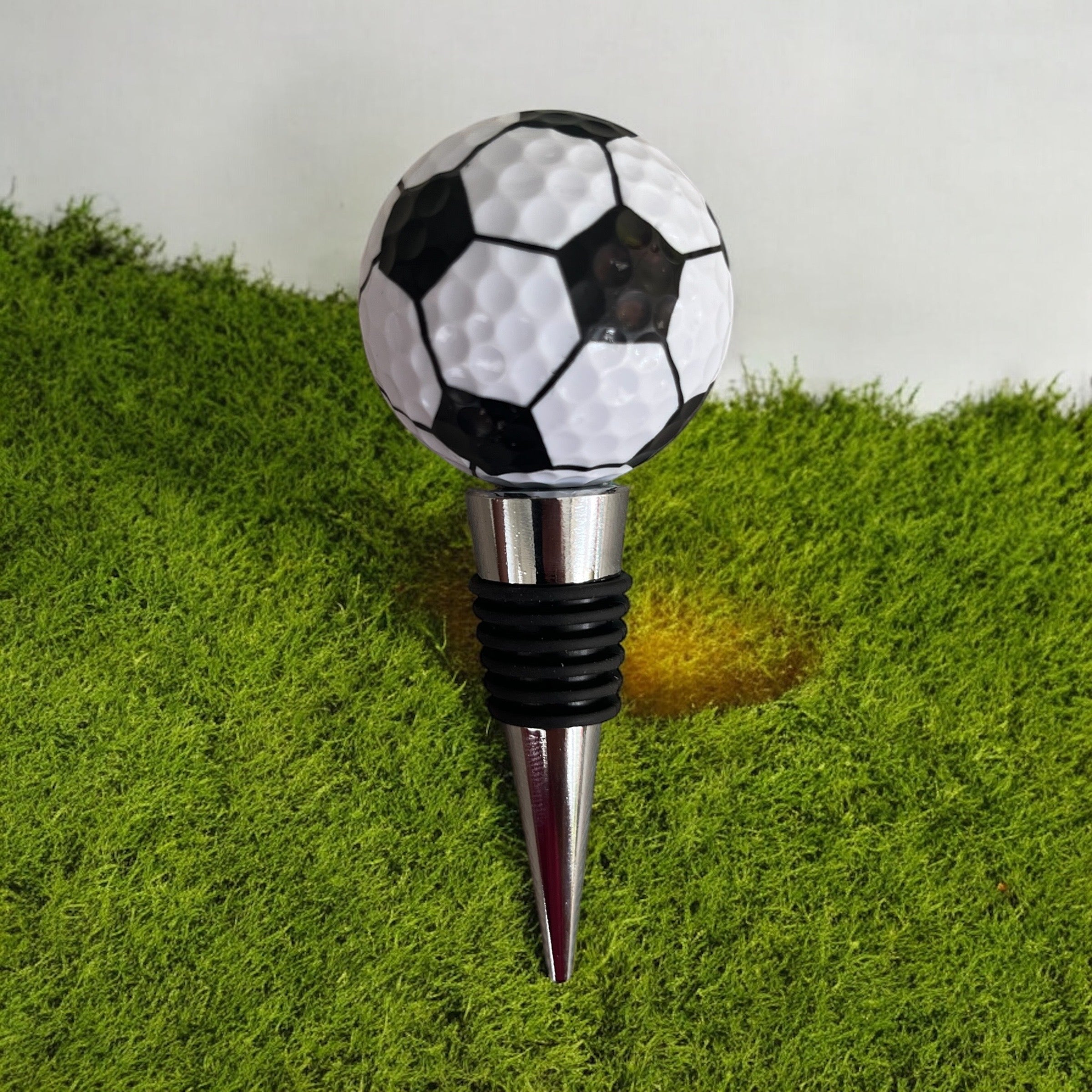 Weinstopfen mit Golfball